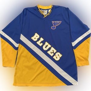 St. Louis Blues Hockey Men’s Large Jersey